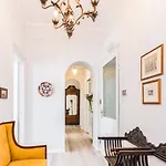 Terrazza Nei Pressi Del Po By Wonderful Italy Lägenhet